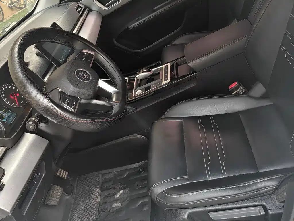 BYD Qin NEV — миниатюра 7