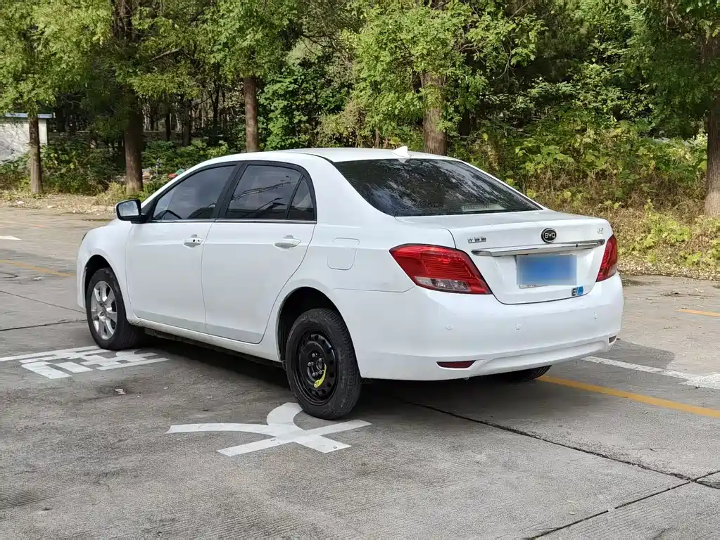 BYD e5 — миниатюра 12