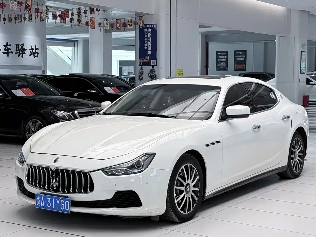 Maserati Ghibli 2015