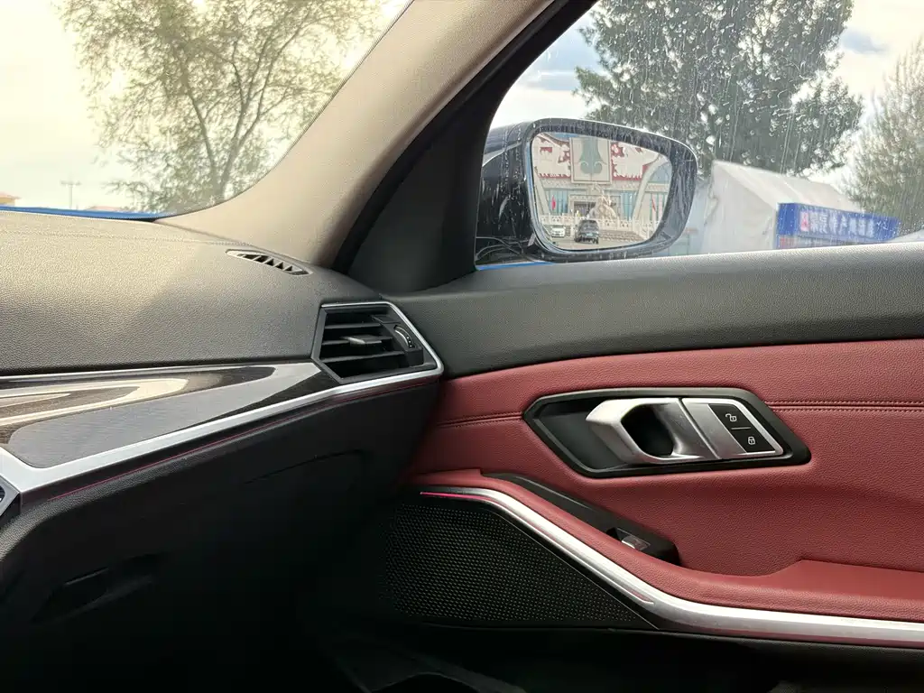 BMW 3 Series — миниатюра 18