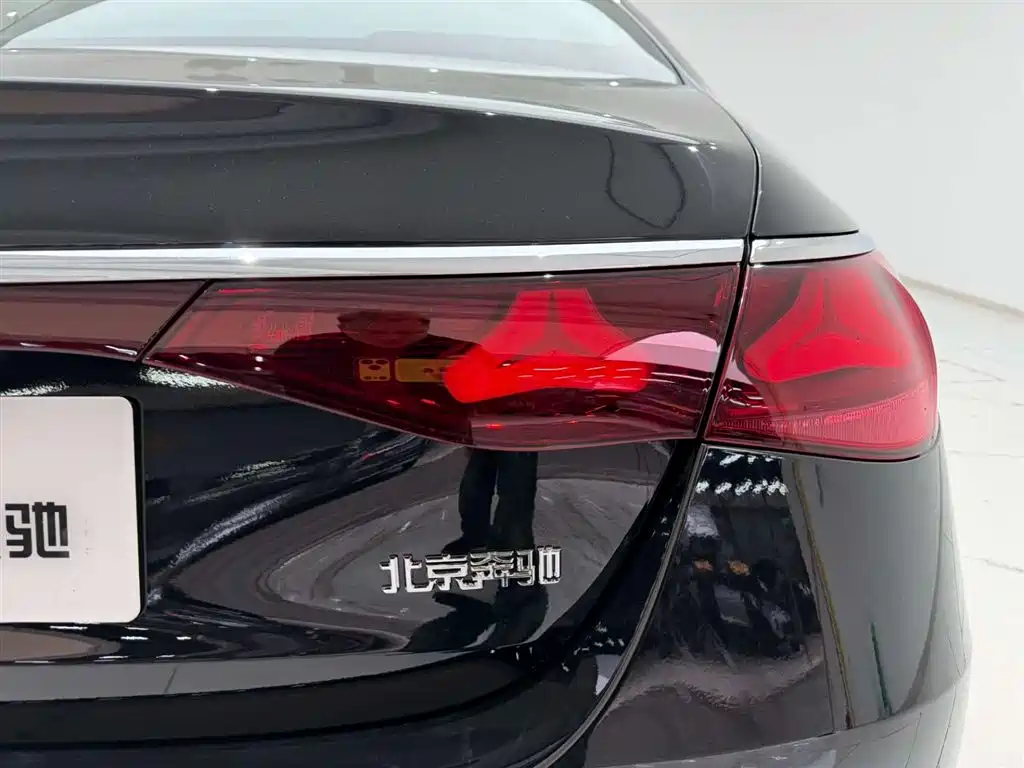 Mercedes-Benz E-Class E 2024 E 260 L