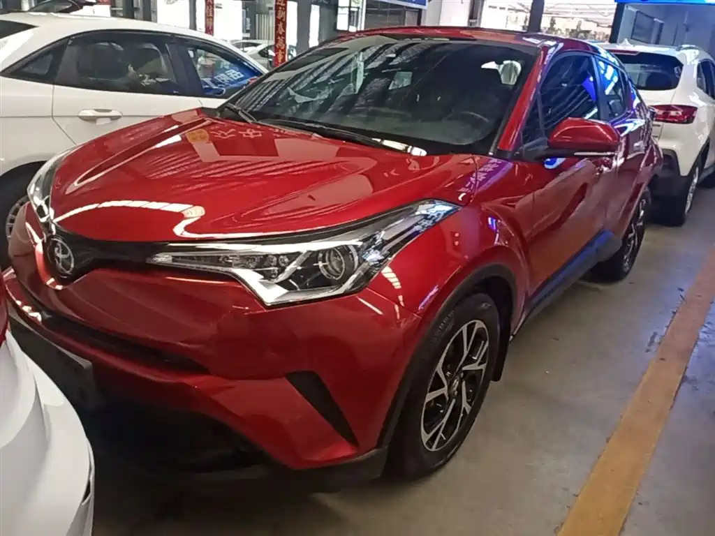 Купить Toyota C-HR