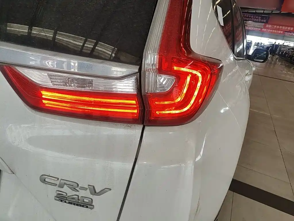 Honda CR-V — миниатюра 8