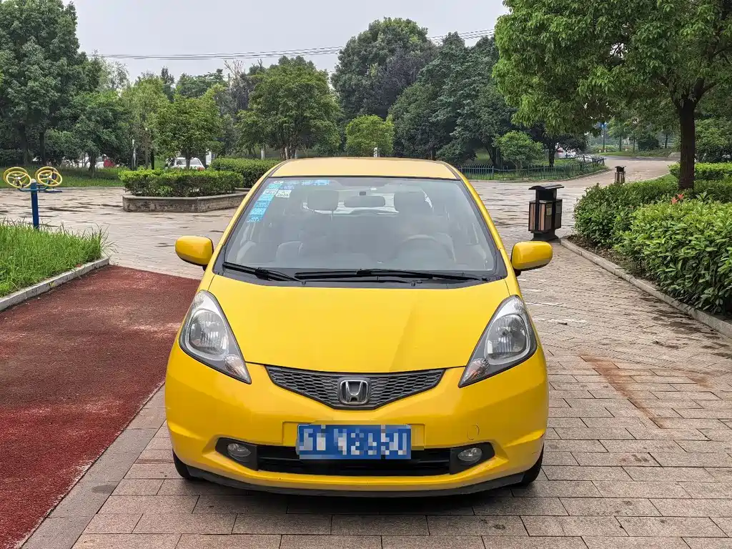 Honda Fit 2011 1.3L AT Comfort