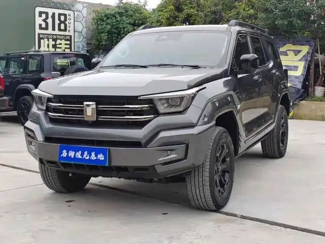 TANK TANK 400 NEW ENERGY 2025