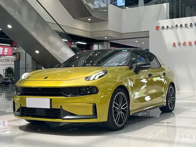2020 Lynk & Co 03