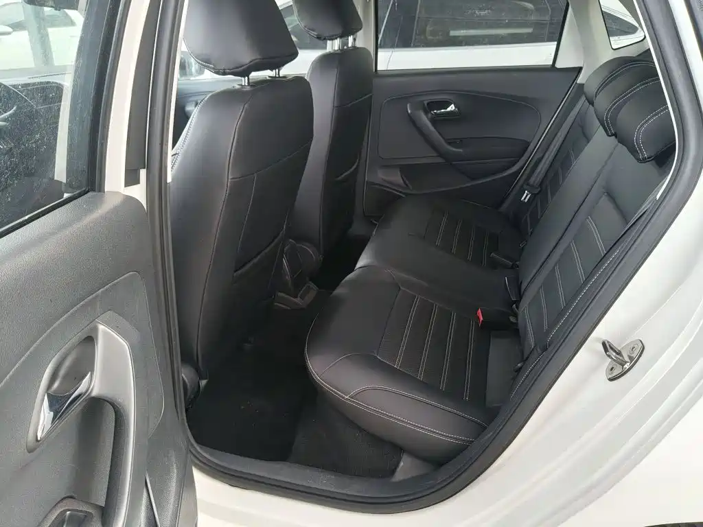 Volkswagen Polo — миниатюра 15