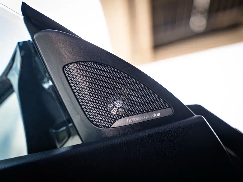 BMW M2 — миниатюра 11