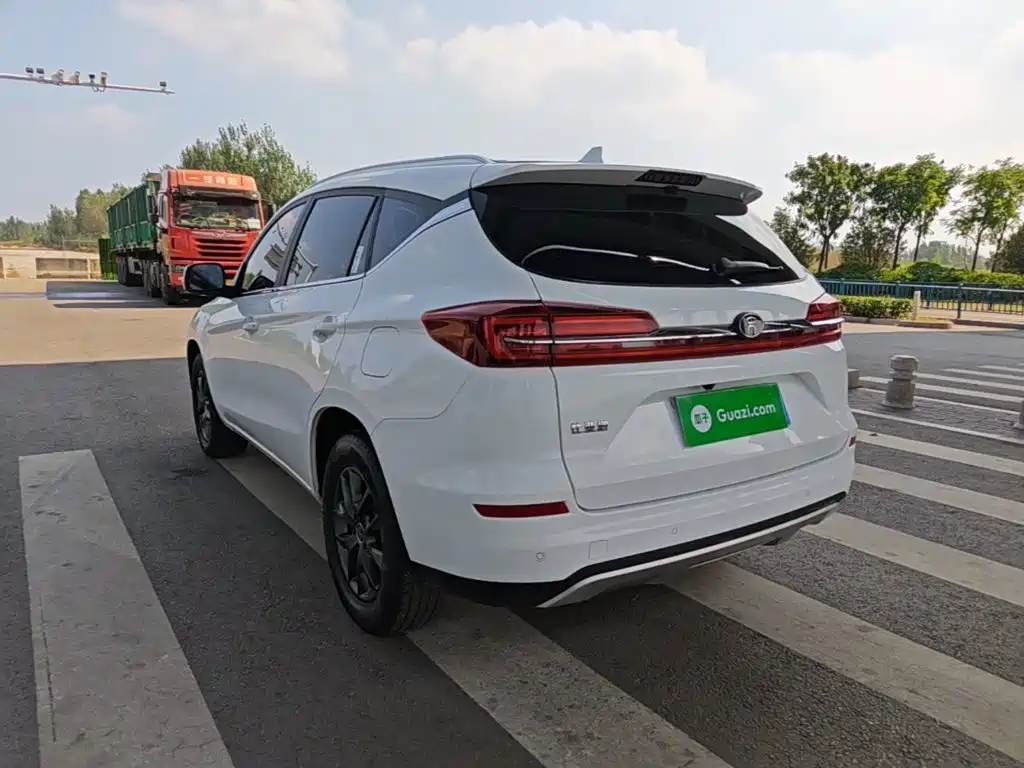 BYD Song — миниатюра 5