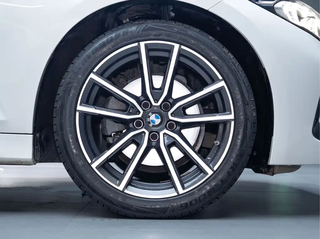 BMW 3 Series — миниатюра 21