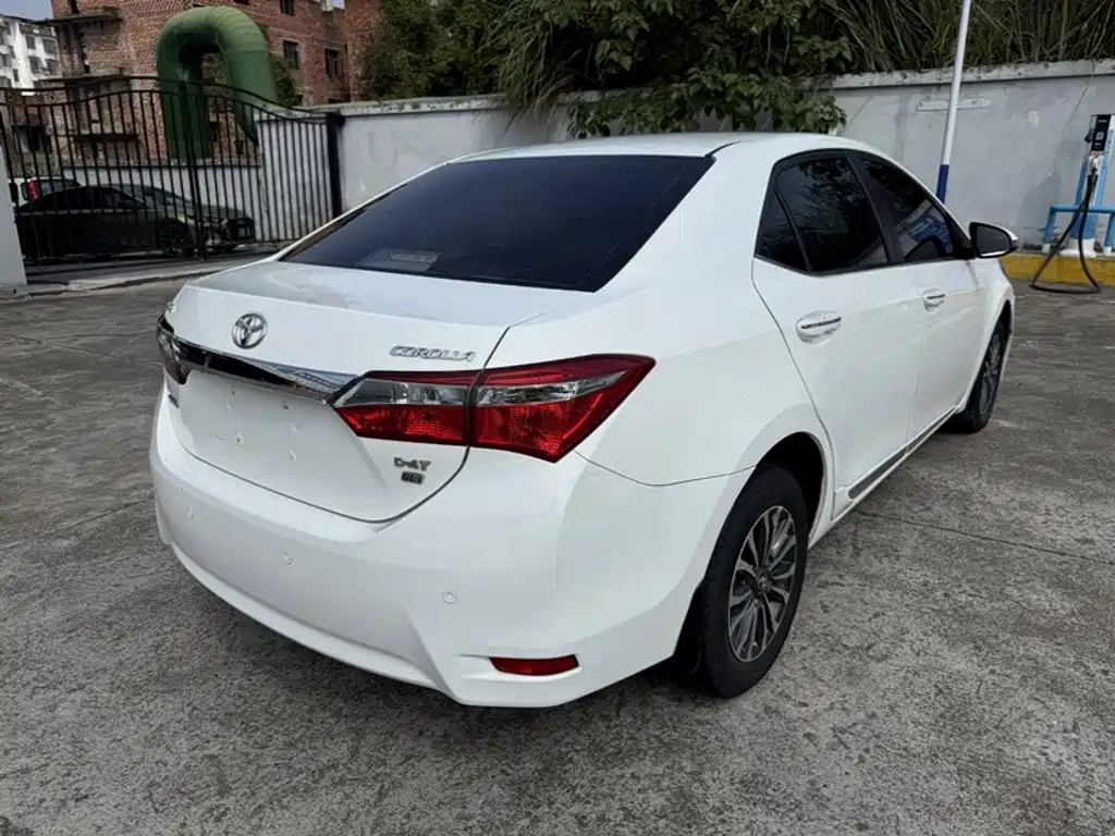 Toyota Corolla — миниатюра 14