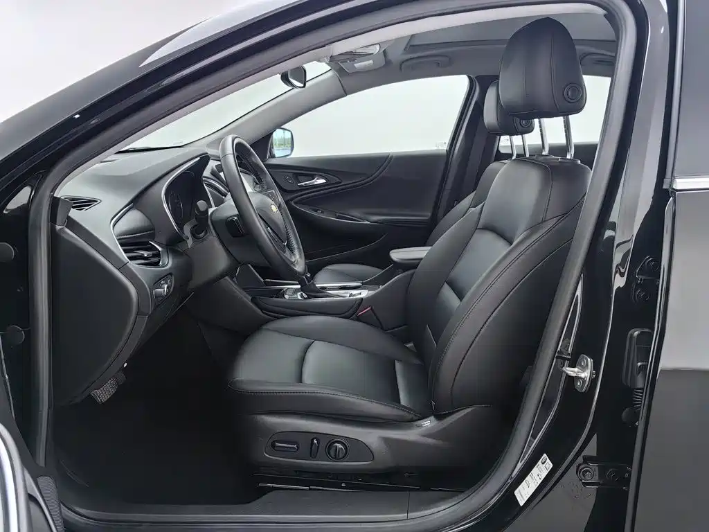 Chevrolet Malibu XL — миниатюра 10