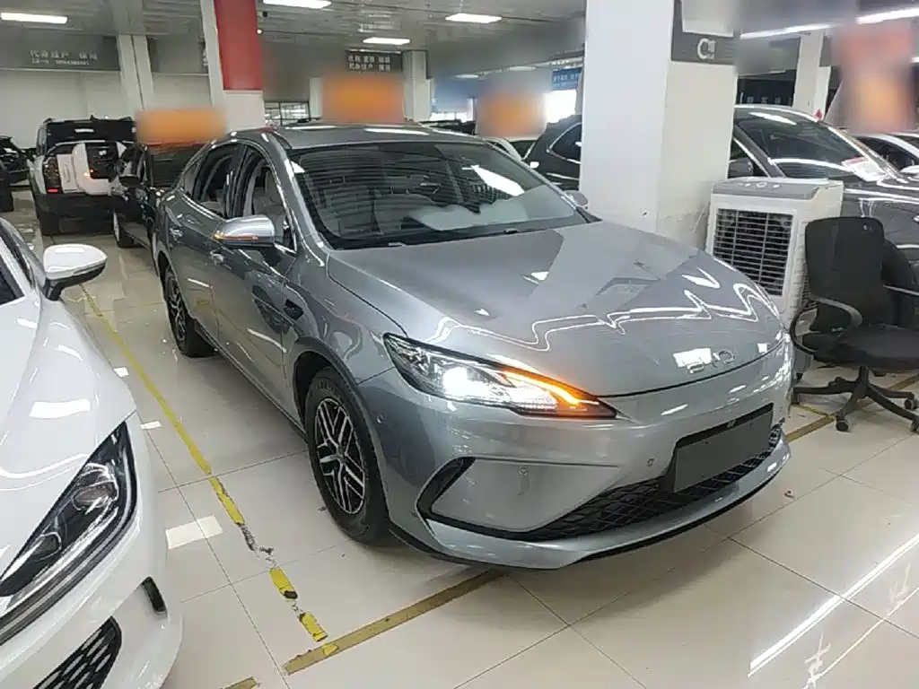 BYD Seal 05 DM-i — миниатюра 4
