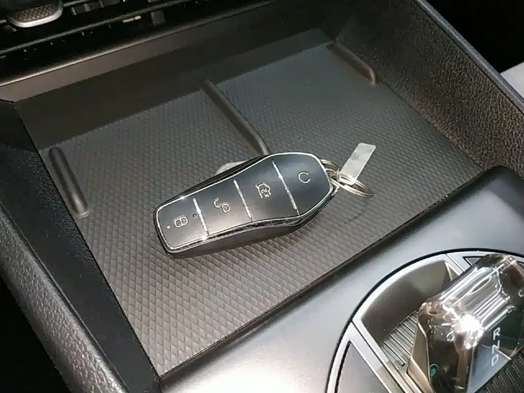 BYD Seal 05 DM-i — миниатюра 9