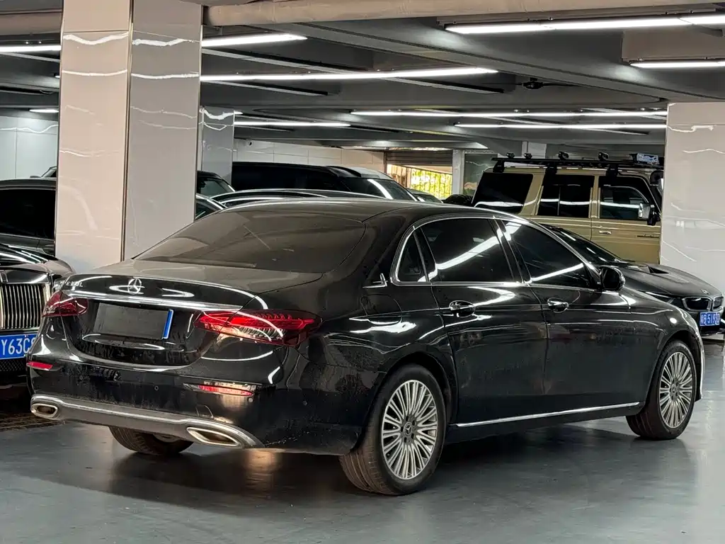 Mercedes-Benz E-Class — миниатюра 4