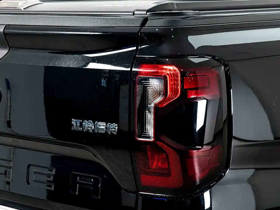 Ford Ranger — миниатюра 8