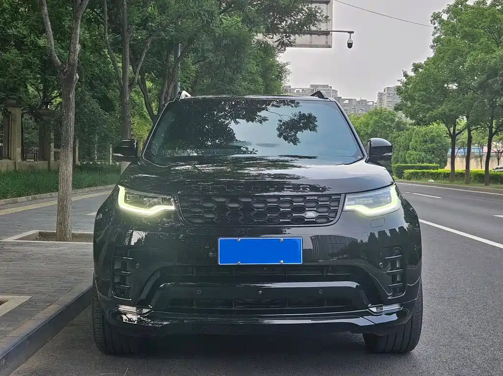 Land Rover Discovery 2025 360PS Dynamic SE