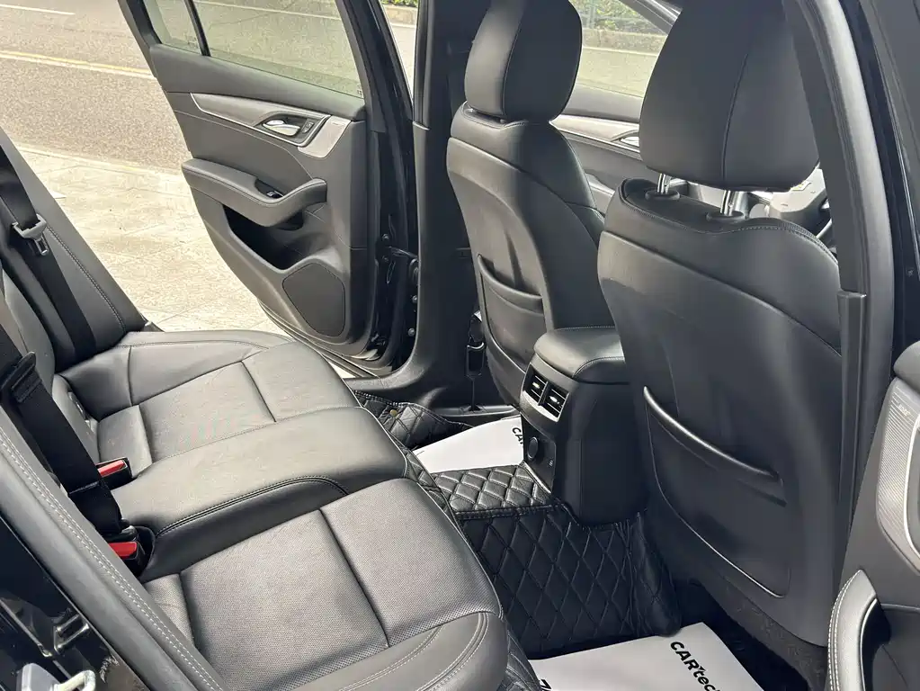 Cadillac CT5 2023 28T Luxury （ Standard ）