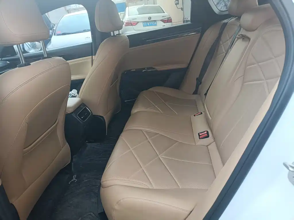 GEELY GALAXY GALAXY L6