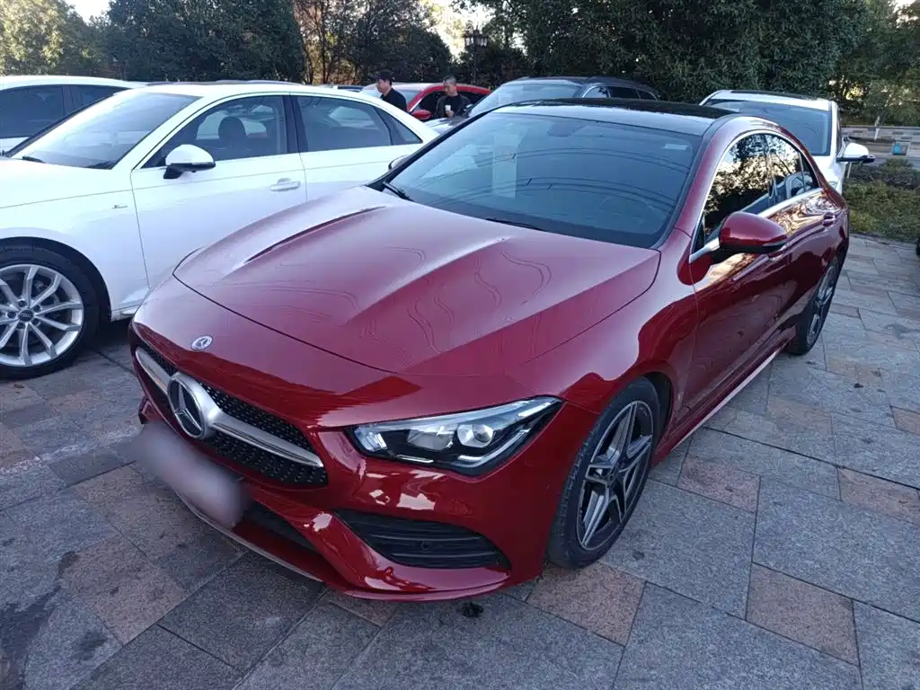MERCEDES-BENZ CLA