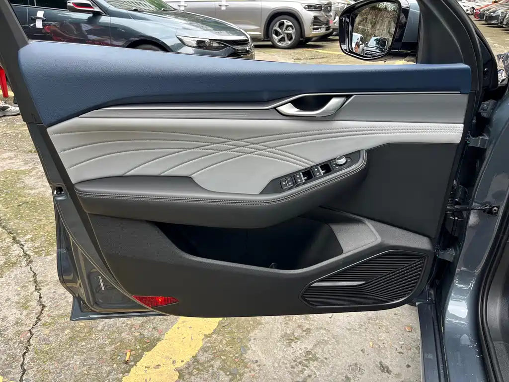 Geely Xingrui — миниатюра 8