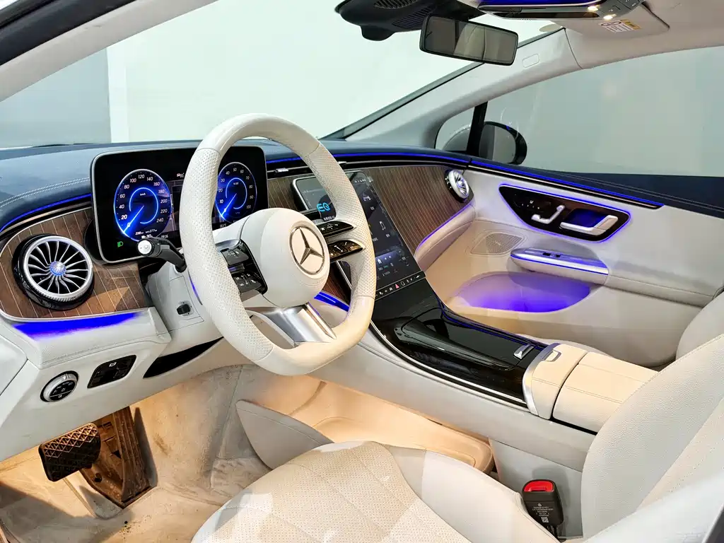 Mercedes-Benz EQE — миниатюра 7