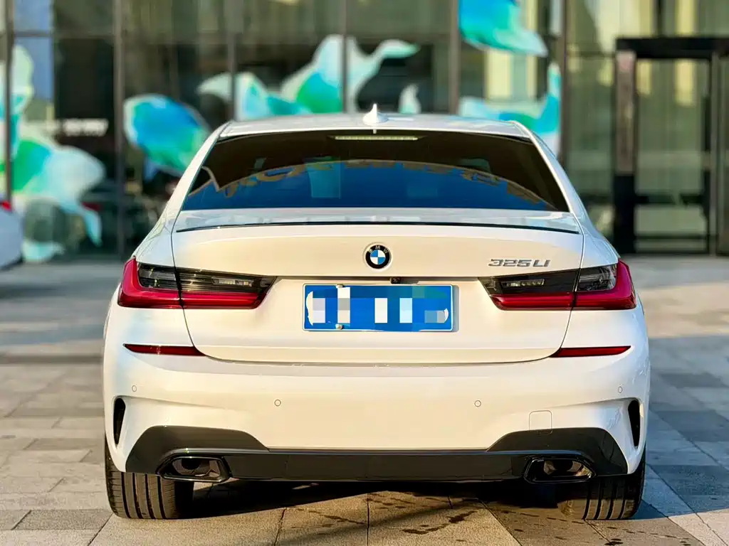 BMW 3 Series — миниатюра 9