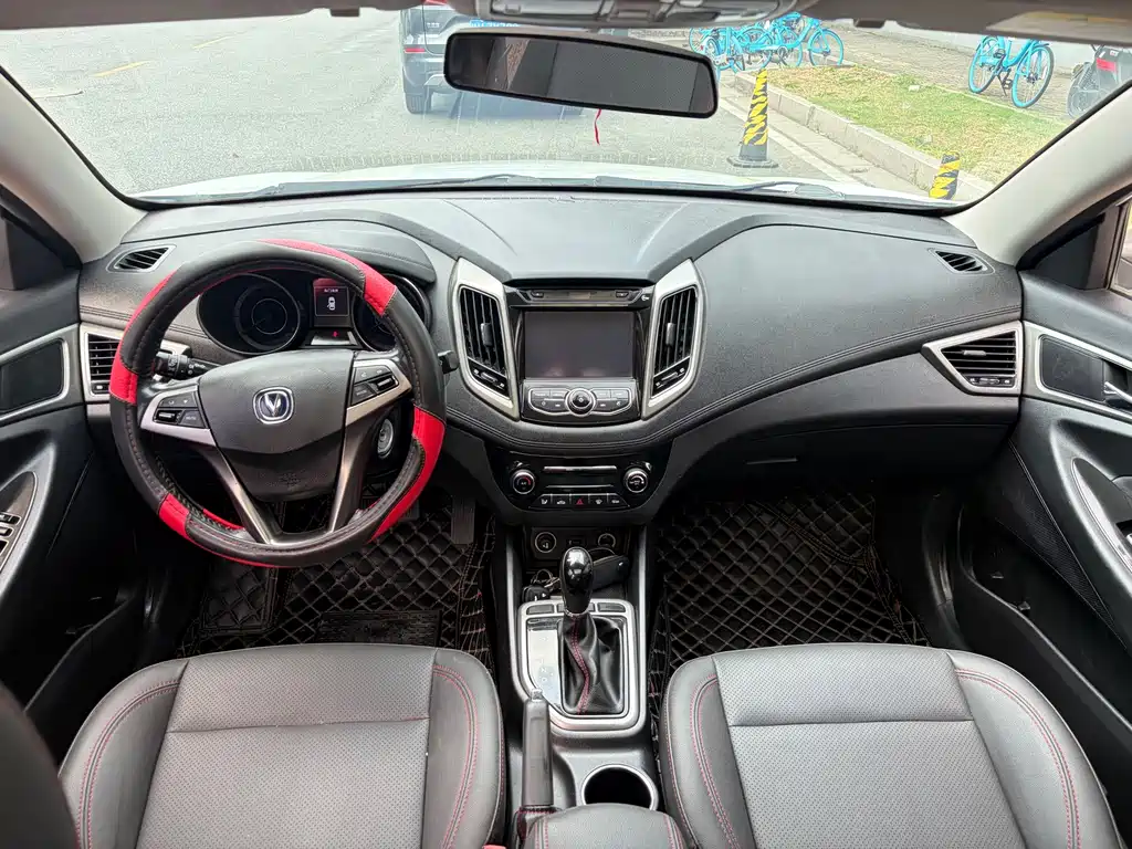 Changan Eado — миниатюра 6