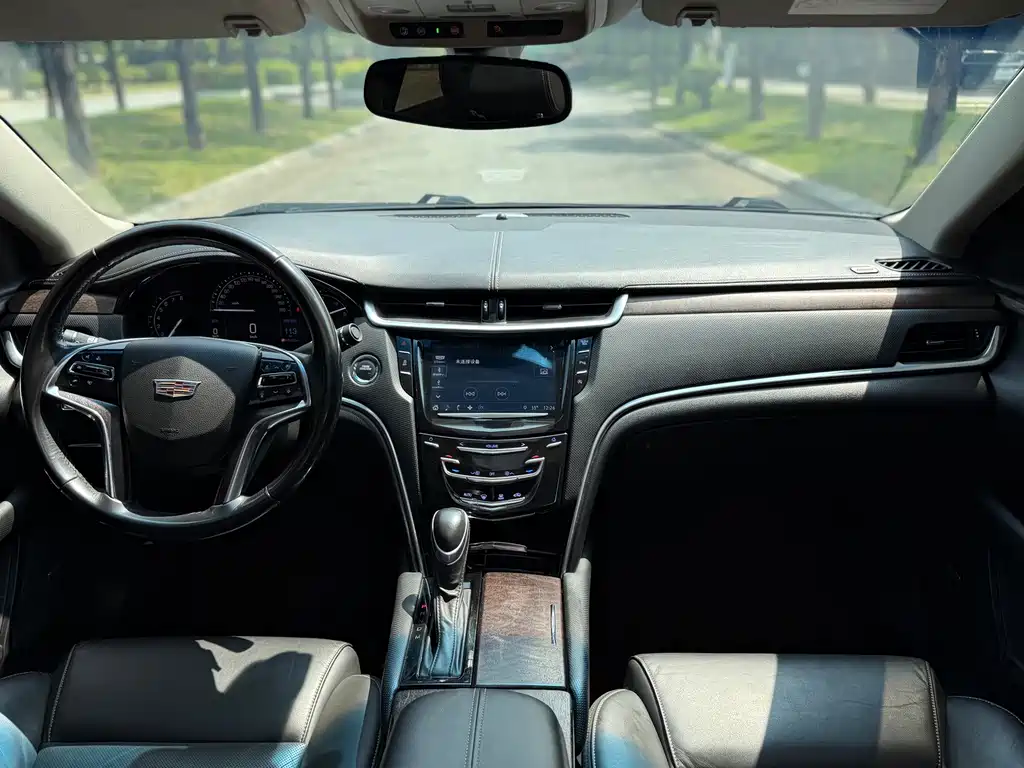 Cadillac XTS — миниатюра 10