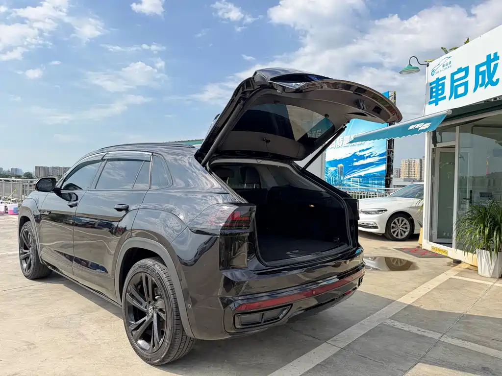 Volkswagen Teramont — миниатюра 12