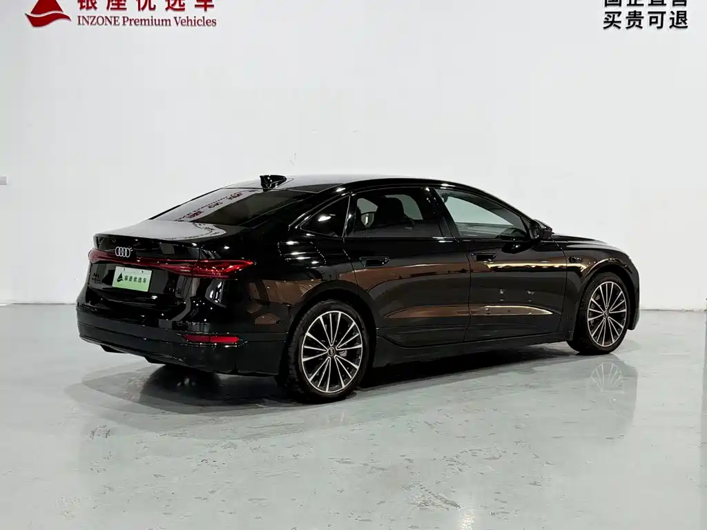 Audi A6L e-tron — миниатюра 6