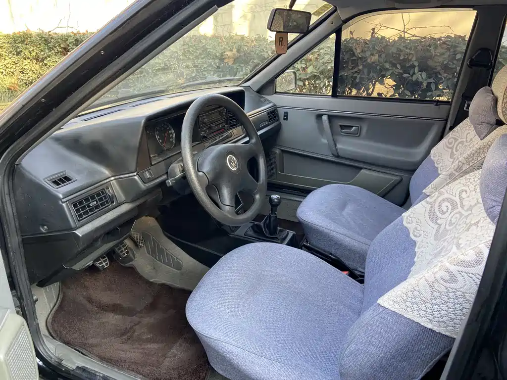 Volkswagen Santana 09 1.8 MT