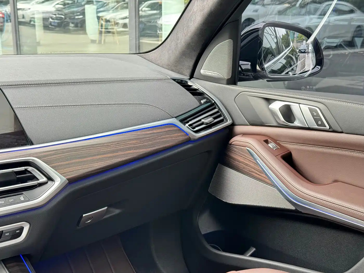 BMW X5 2023 Черный из Китая, фото 3
