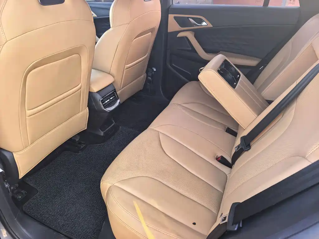 Roewe RX5 New Energy — миниатюра 5