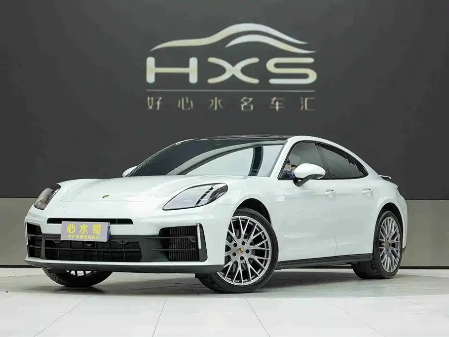 Porsche Panamera 2025