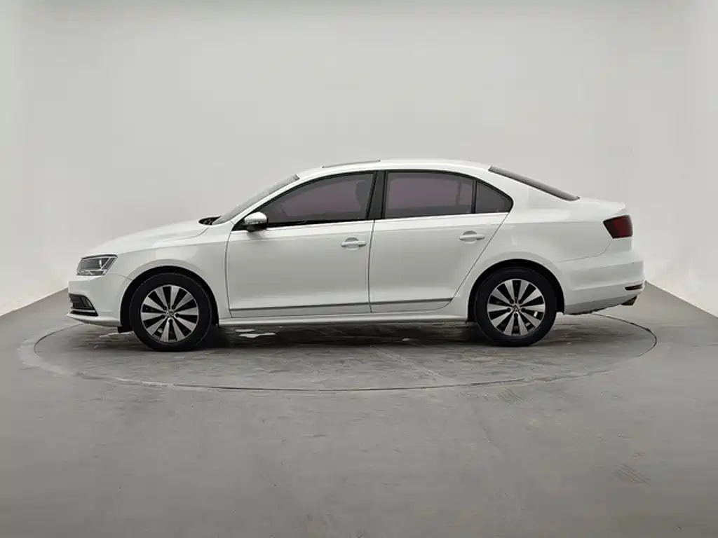 Volkswagen Sagitar — миниатюра 2