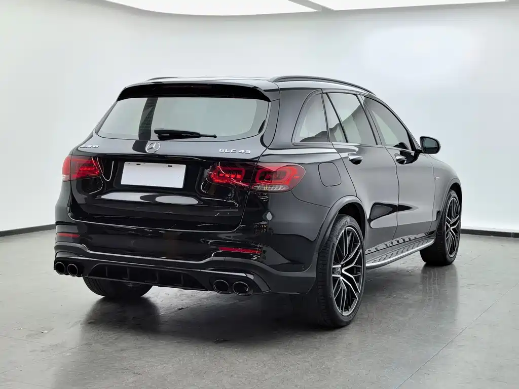 Mercedes-Benz GLC AMG — миниатюра 4