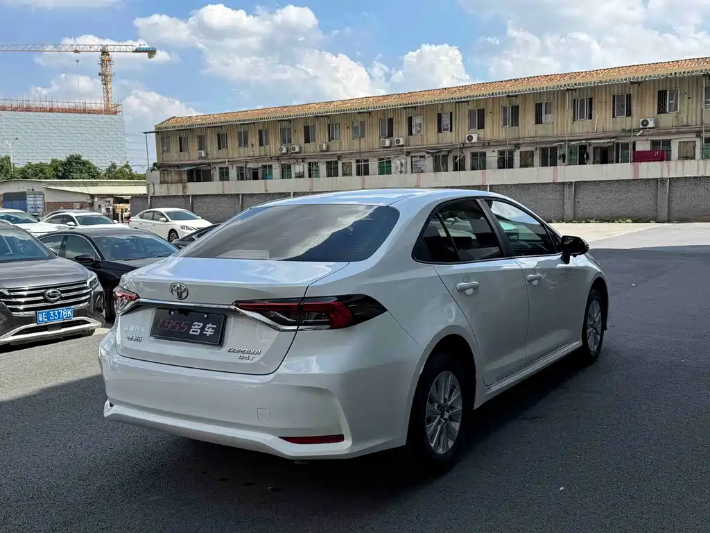 Toyota Corolla — миниатюра 9