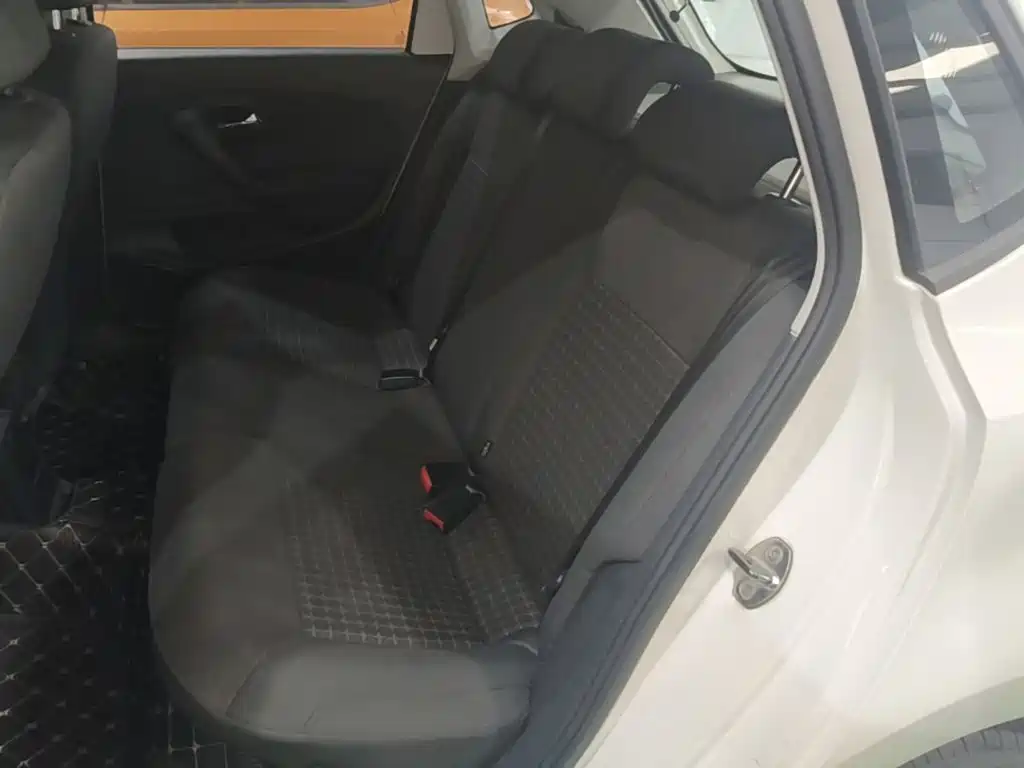 Volkswagen Polo — миниатюра 17
