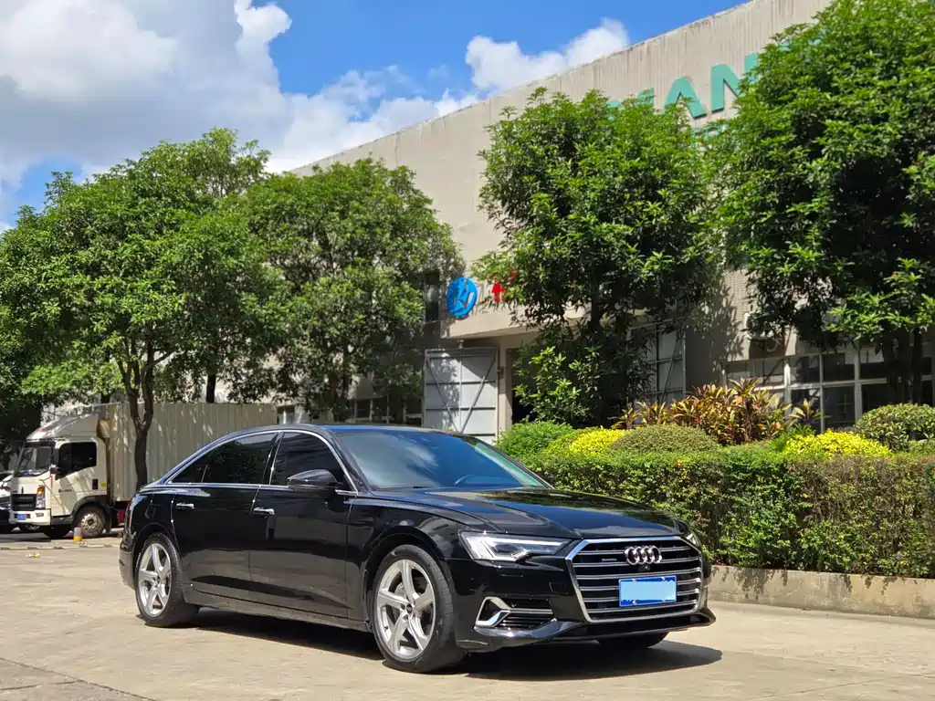 Audi A6L 2023 45 TFSI quattro Premium