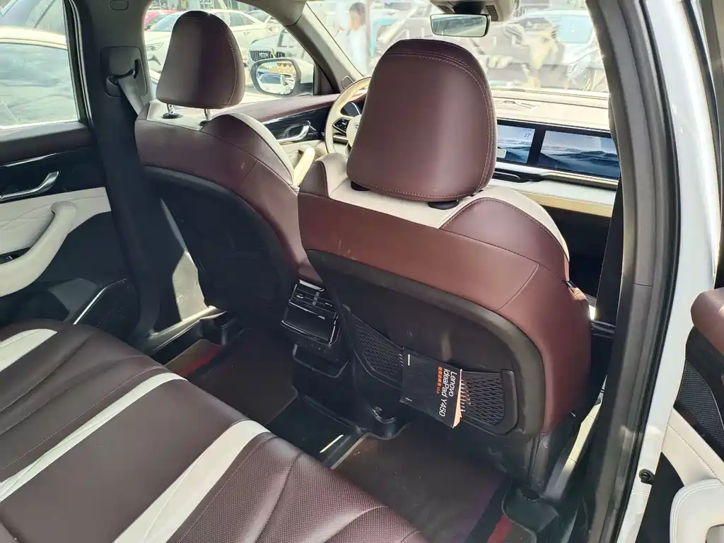 Geely Xingyue L — миниатюра 8