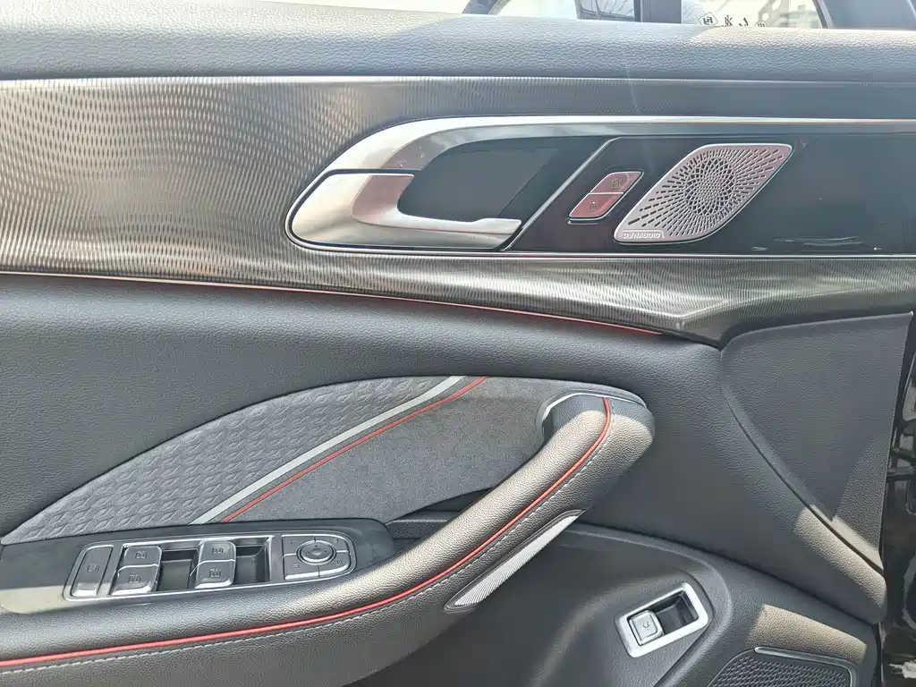 Hongqi Hongqi H6 — миниатюра 15