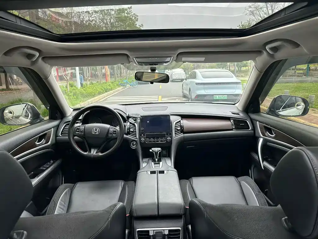 Honda Avancier — миниатюра 6