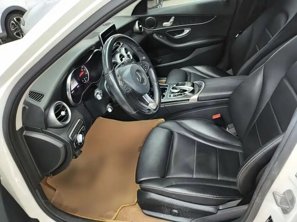 Mercedes-Benz C-Class (Import) — миниатюра 15