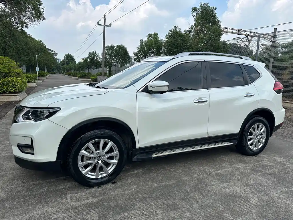 Nissan X-Trail — миниатюра 9