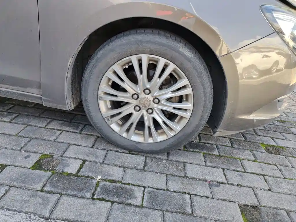 Buick Excelle — миниатюра 8