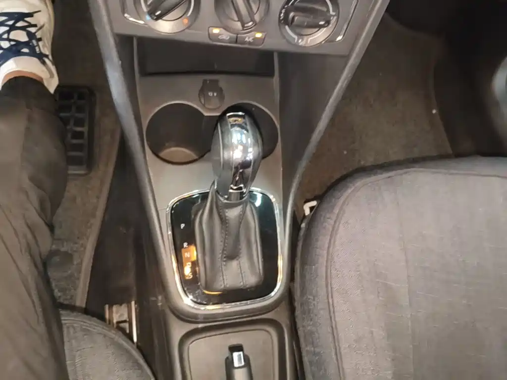 Volkswagen Polo — миниатюра 14