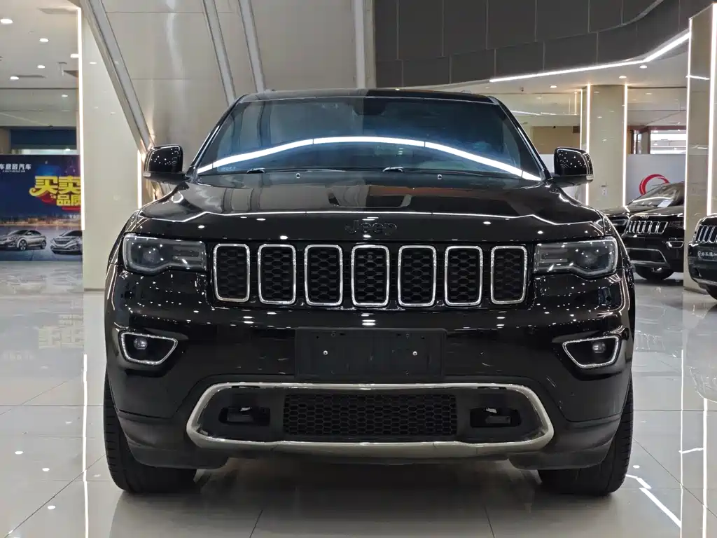 Jeep Grand Cherokee (Import) — миниатюра 2