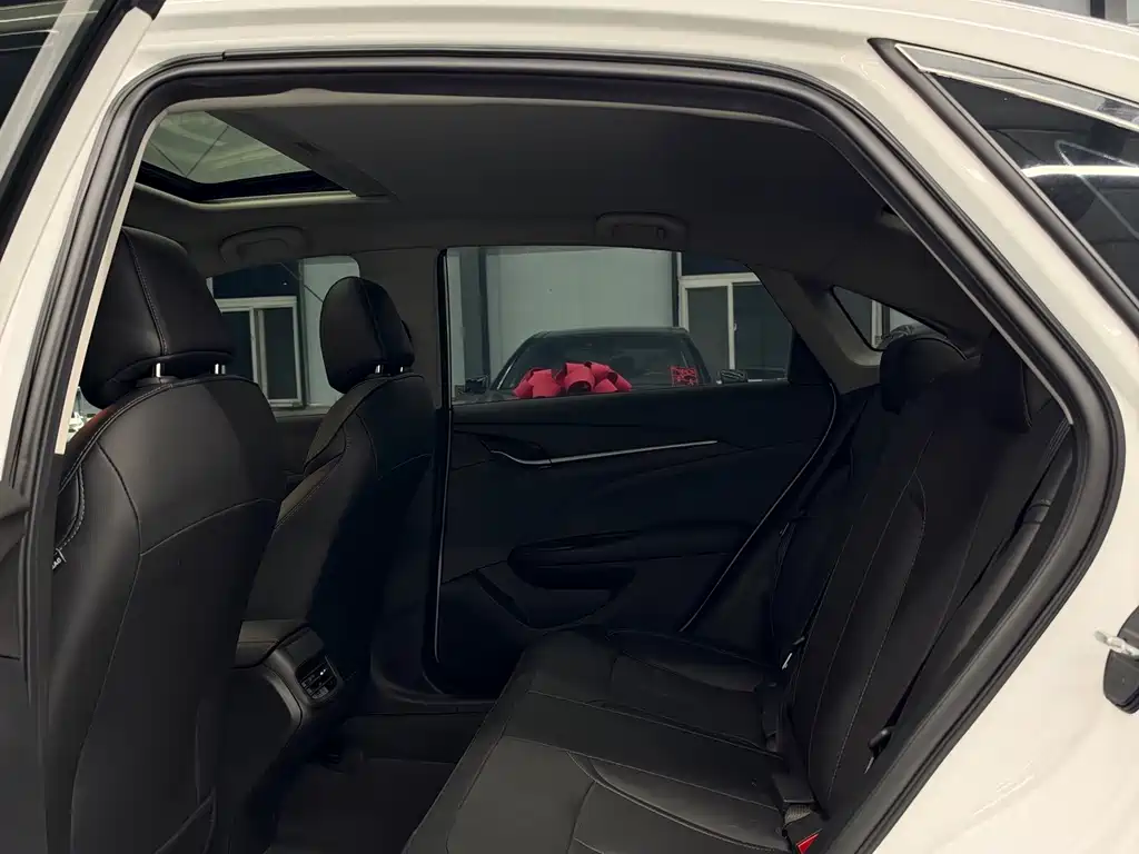 Buick Excelle — миниатюра 4