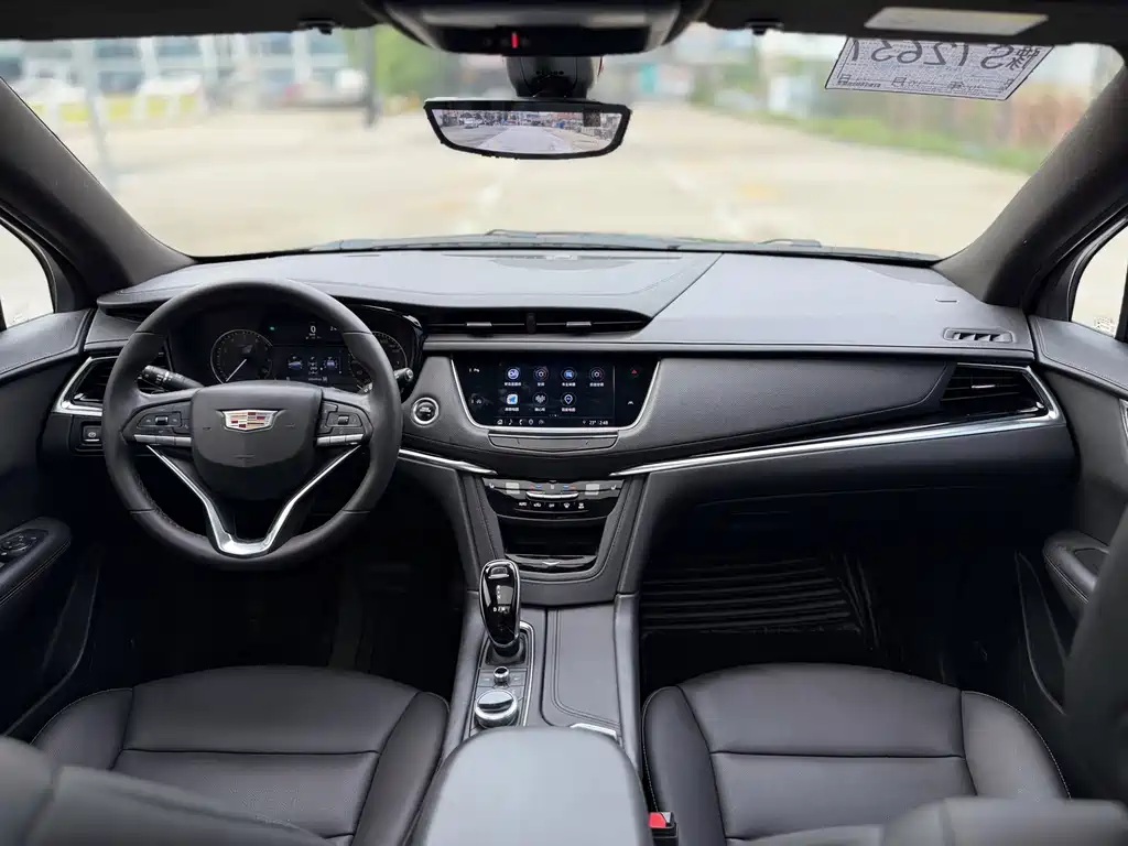 Cadillac XT6 — миниатюра 13
